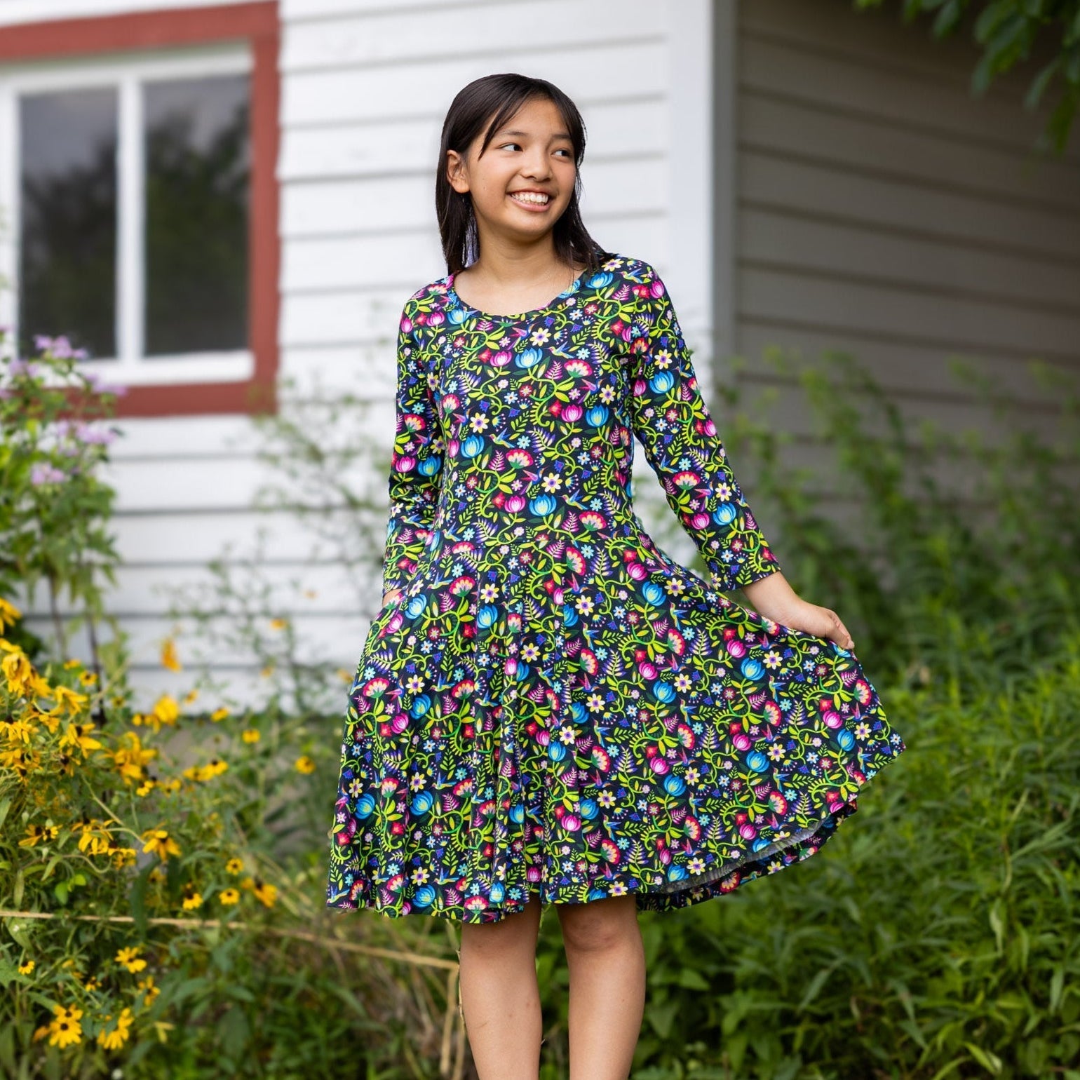 Hummingbird Paradise 3/4th Sleeves Kids Twirl Dress Hummingbird Paradise 3/4th Sleeves Kids Twirl Dress