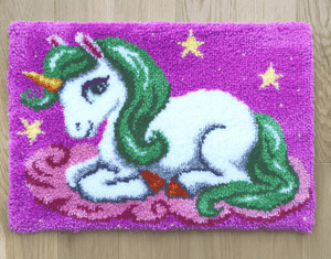 Latch-hook Carpet Kit on canvas Unicorn 4158