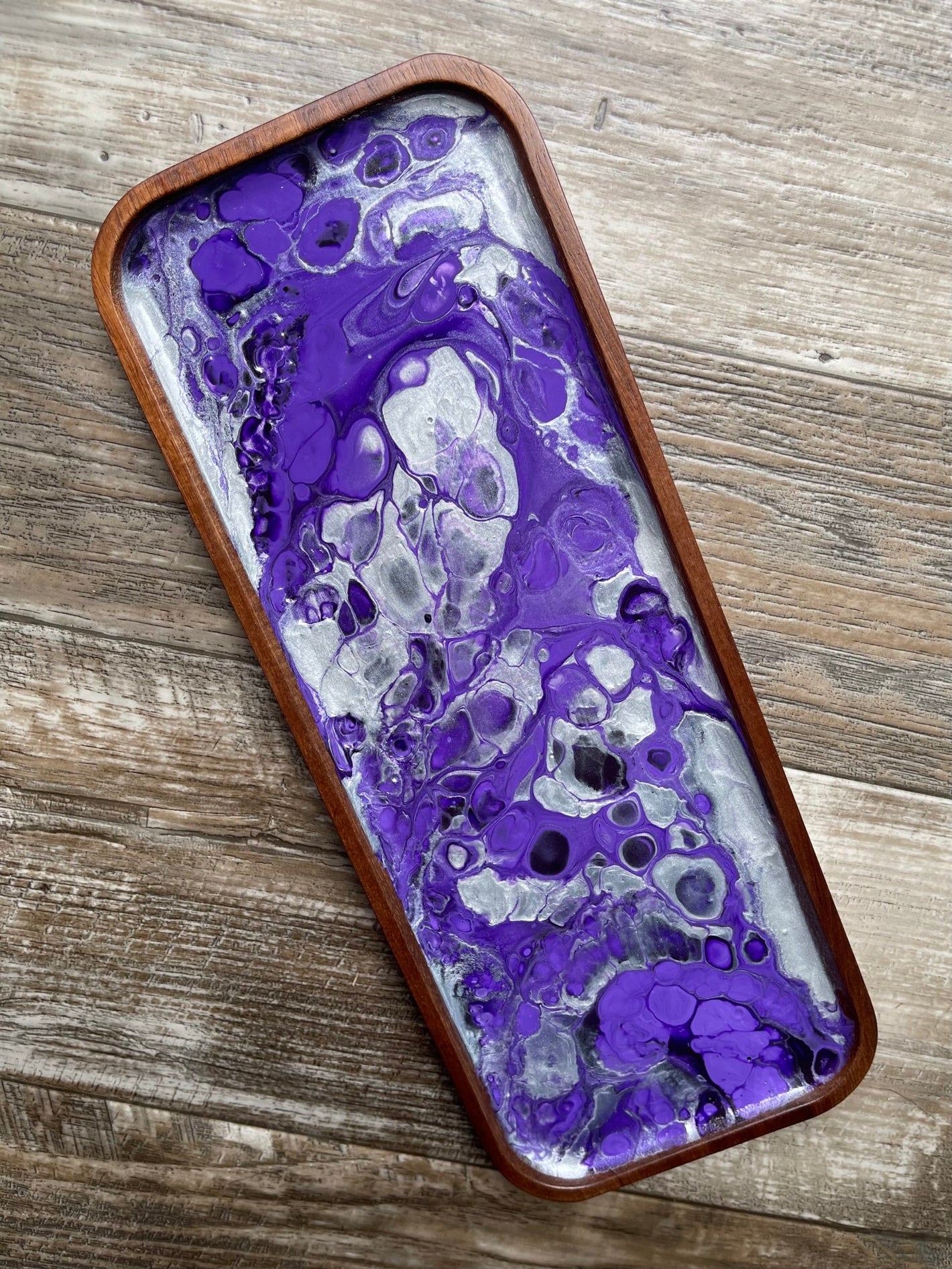Amethyst Jewel Medium Rectangular Acacia Wood Tray