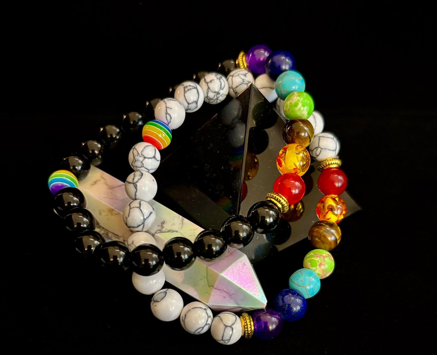 🌈 Faux Stone Chakra Bracelets with Pride Bead – White or Black