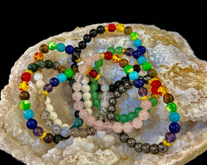 🌈 7 Chakra Bracelets for 7 Days – Complete Weekly Energy Set (Gift Box)