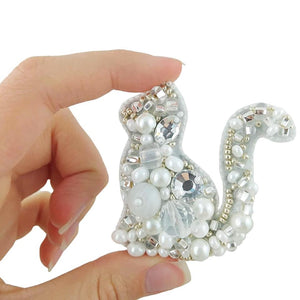 BP-220C Beadwork kit for creating brooch Crystal Art "Cat"