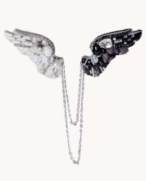 Beadwork kit for creating brooch Crystal Art Yin-Yang BP-375C