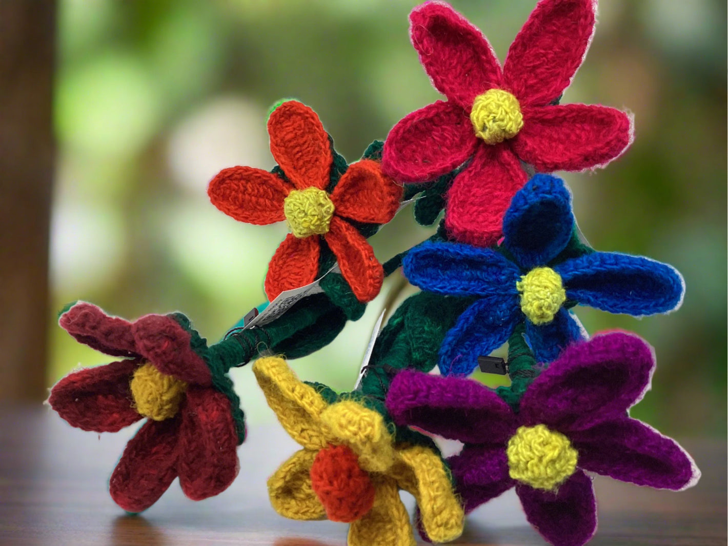 Handmade Fair Trade Wool Daisy – Eco-Friendly, Crocheted, Unique Floral Decoration