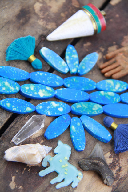 Speckled Blue Chicklet: Painted Oval Bone Beads, 12x30mm, 7 pieces