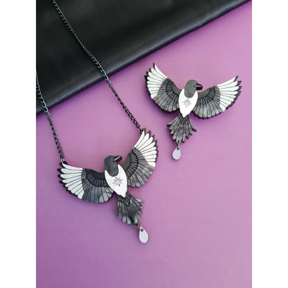 Mystic Magpie Brooch or Necklace by Cherryloco Jewellery