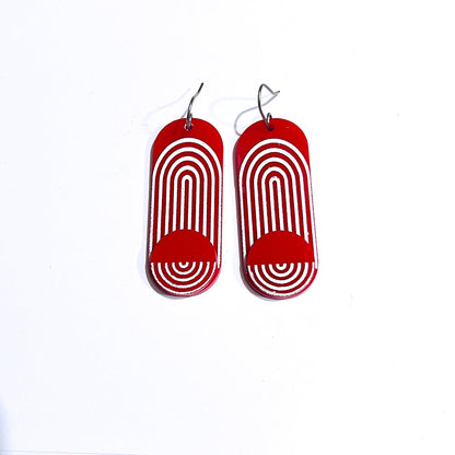 Mod Archway Earrings in Red