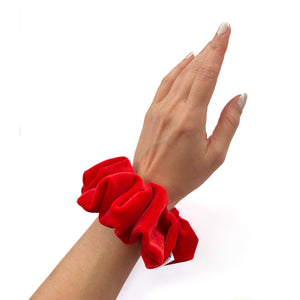 Luxe Velvet Scrunchie | strawberry